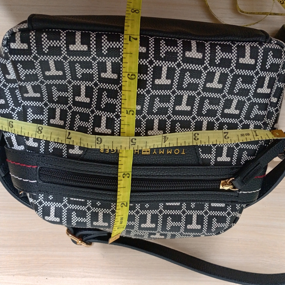 Tommy Hilifiger Crossbody bag
